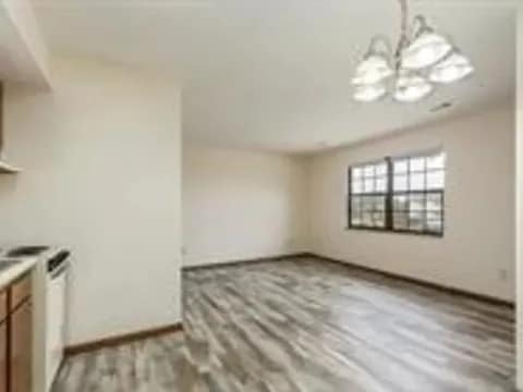Building Photo - 28 Scioto Dr