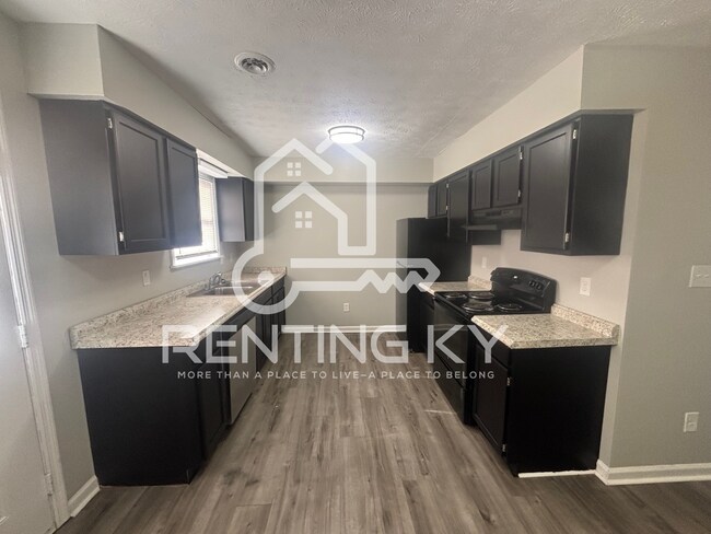 Foto del edificio - Updated 2-Bed, 1.5-Bath Townhome with a Garage!