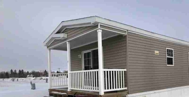 Building Photo - 21 Fawn Meadow Ln