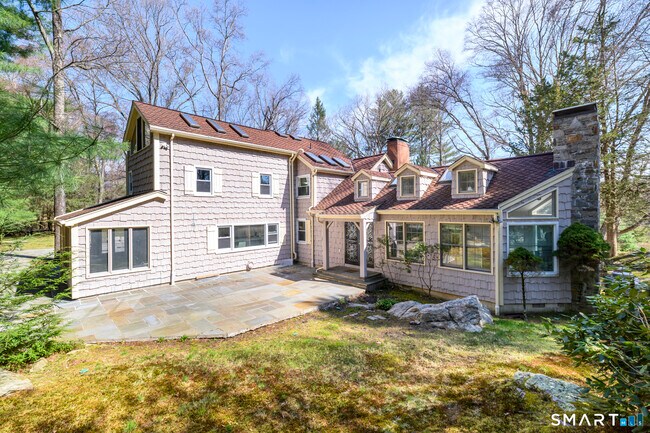Foto del edificio - 414 Riversville Rd