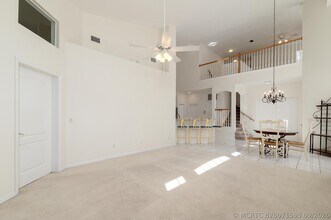 Building Photo - 1676 SW Harbour Isles Cir