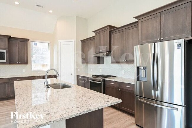 Building Photo - 27209 Polo Wind Ct