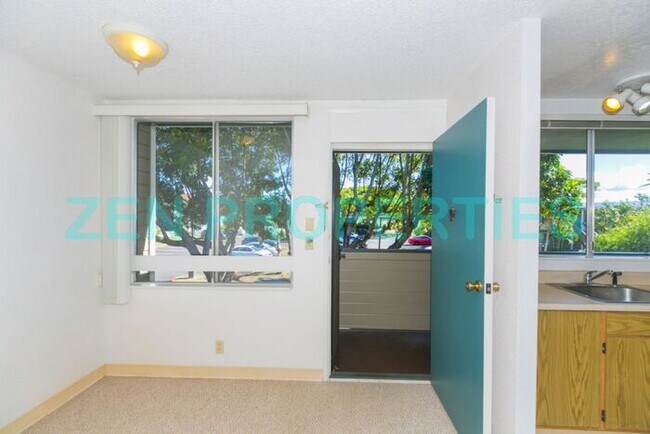 Building Photo - 1 bdrm / 1 bath 2nd floor unit at Mililani...