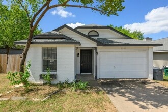 Building Photo - 1303 Dominique Dr