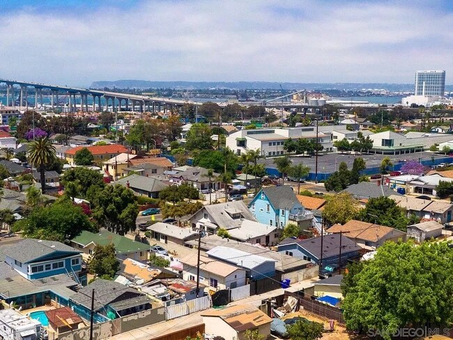 Coronado beach is a 10 min drive - 2240 Irving Ave