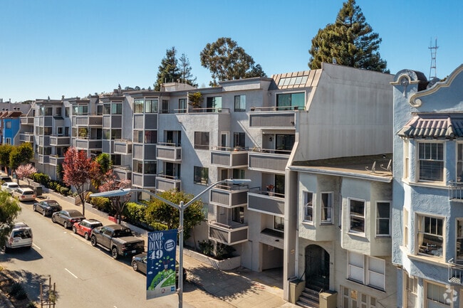 Building Photo - 360 Guerrero St