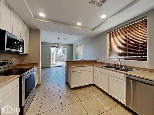 Foto del edificio - 32933 N Double Bar Rd