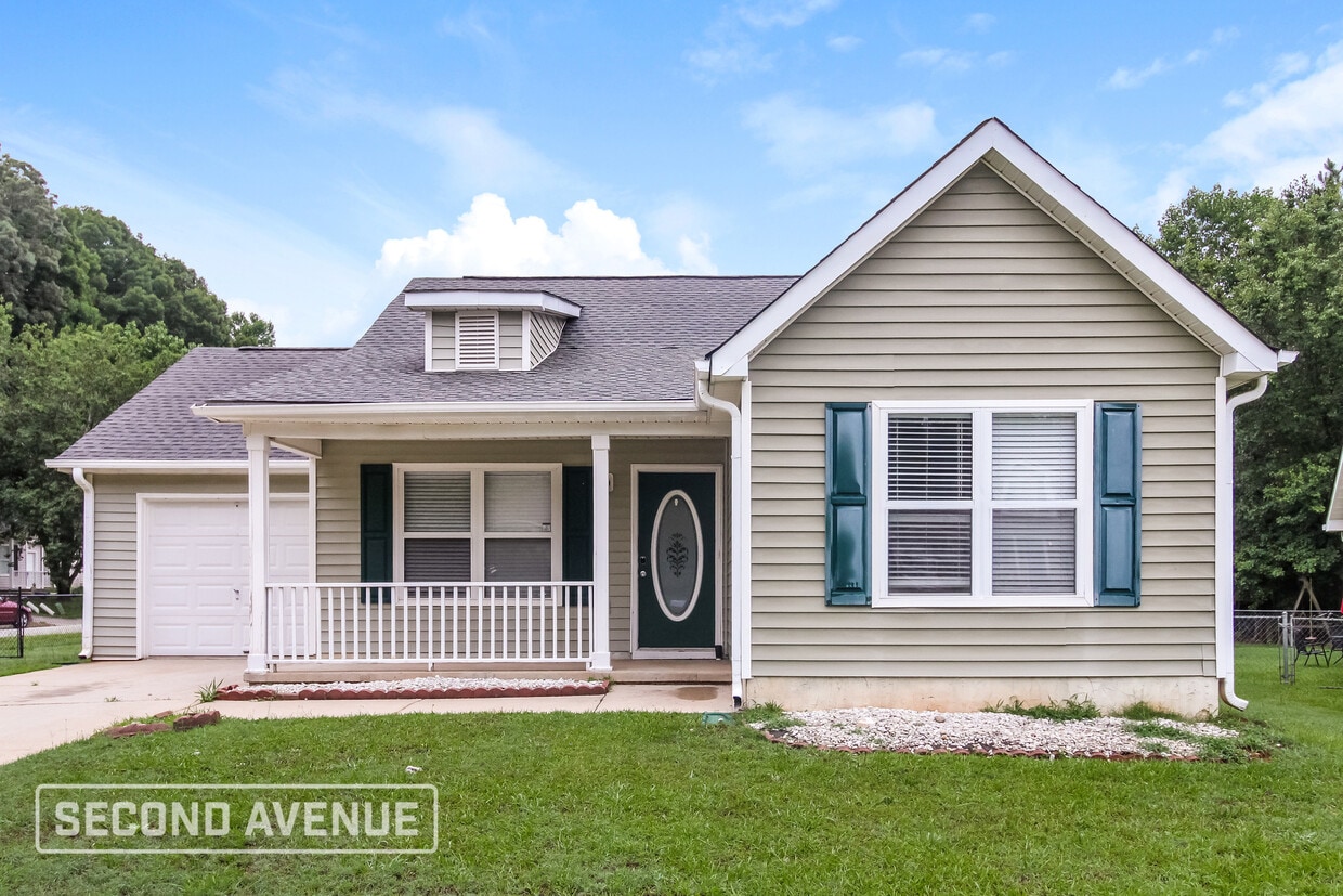 Primary Photo - 701 Addy Cove