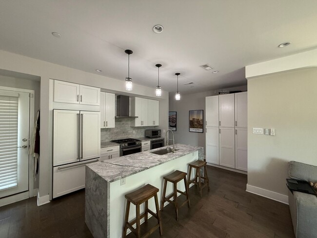 Fishtown Single Family Home with 2-Car Garage - Fishtown Single Family Home with 2-Car Garage