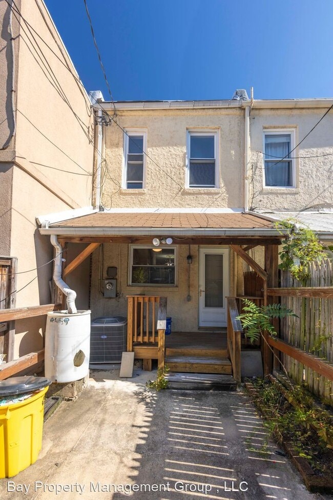 Foto del edificio - 2 br, 1 bath House - 110 N Rose St