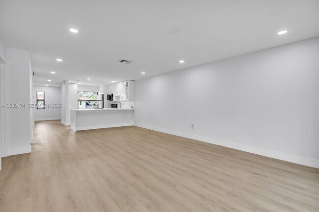 Foto del edificio - 8535 Casa Del Lago