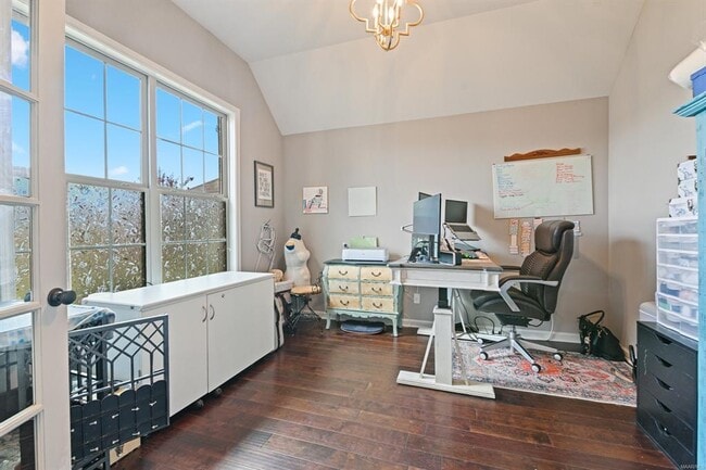 Building Photo - 905 Overture Dr