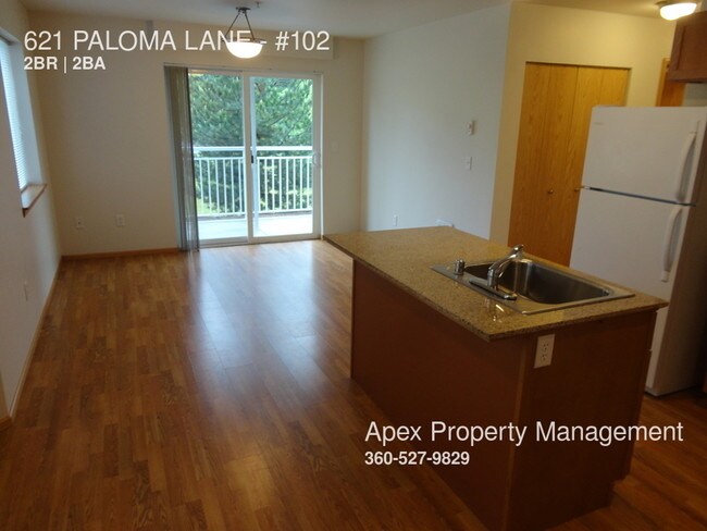 Foto del edificio - 621 Paloma Ln