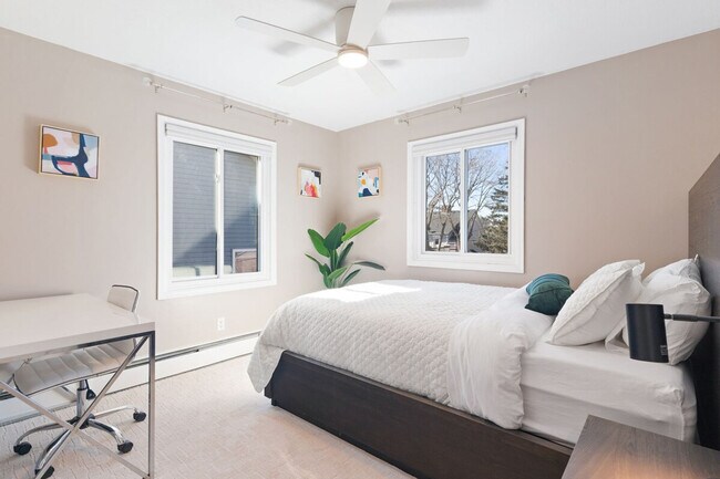 Foto del edificio - 3024 Humboldt Ave S