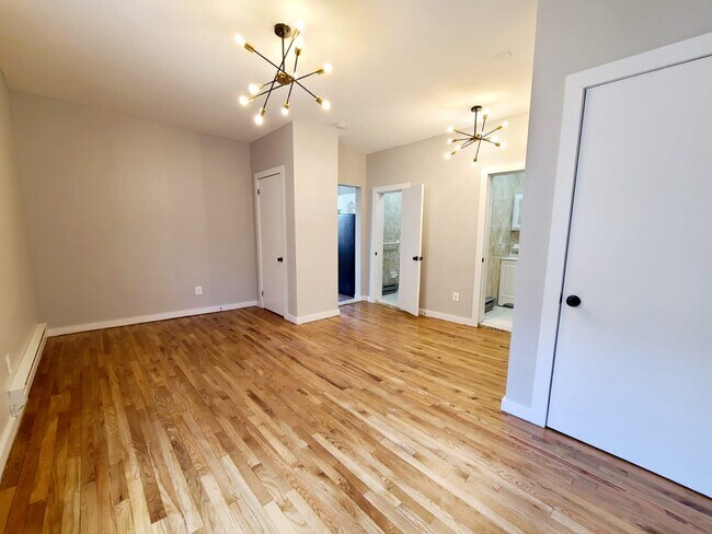 Building Photo - 3535 Barnes Ave