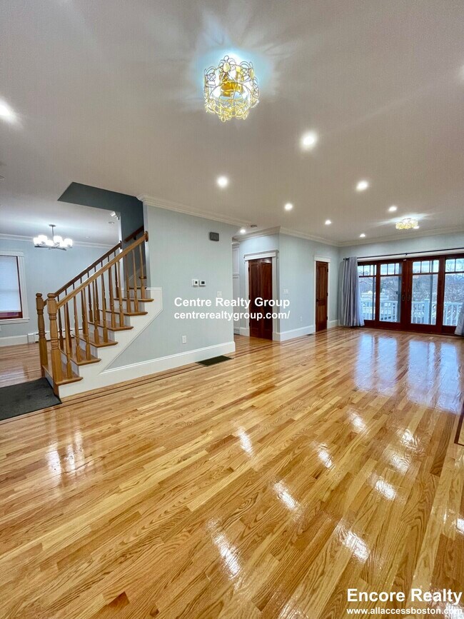 Building Photo - 64 Langley Rd