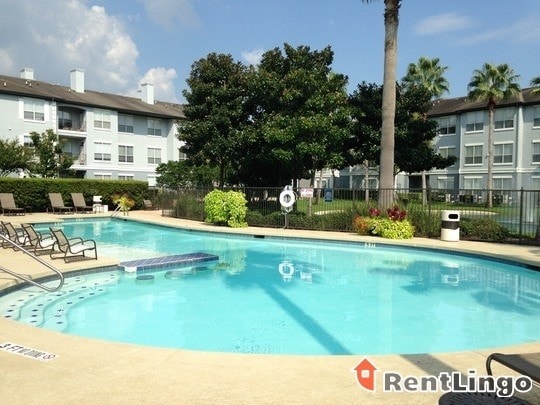 Primary Photo - 1300 Gemini Ave