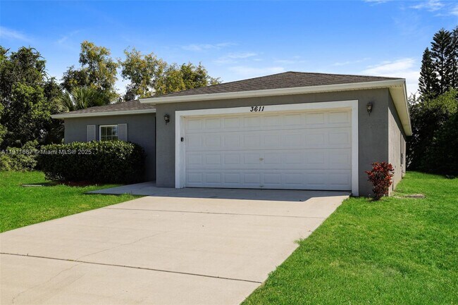 Foto del edificio - 3611 SW San Benito St