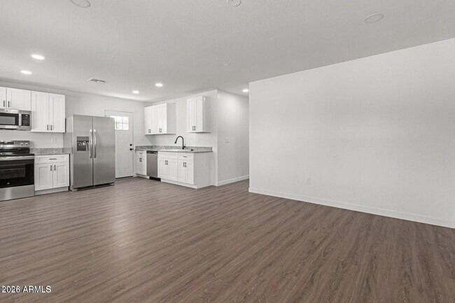 Building Photo - 656 S 97th Pl
