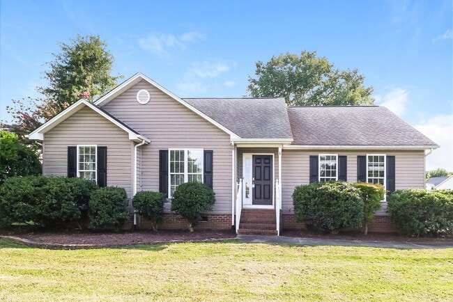 Building Photo - 1004 Ayrshire Ln