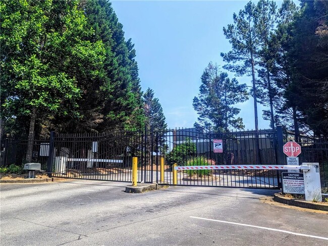 Building Photo - 3369 Hidden Cove Cir NW