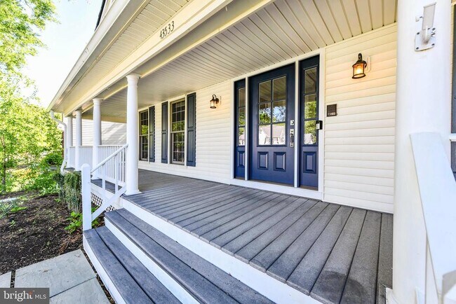 Foto del edificio - 43533 Golden Meadow Cir