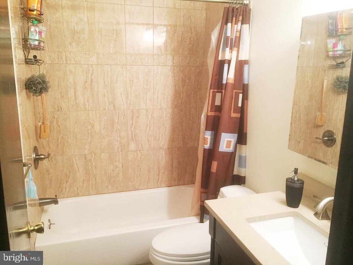 Primary Photo - 706 N 23rd St