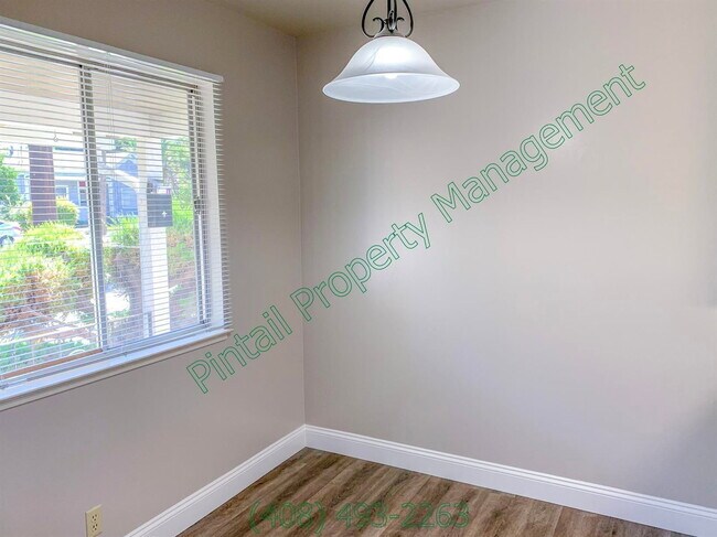 Foto del edificio - 817 Harrison St