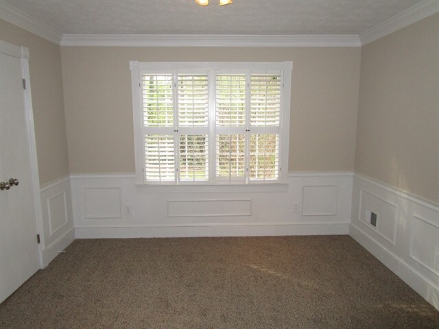 Building Photo - 4694 Arrowhead Trail SW