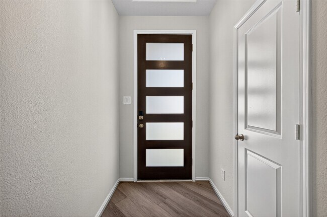 Building Photo - 8915 Field Daisy Ct