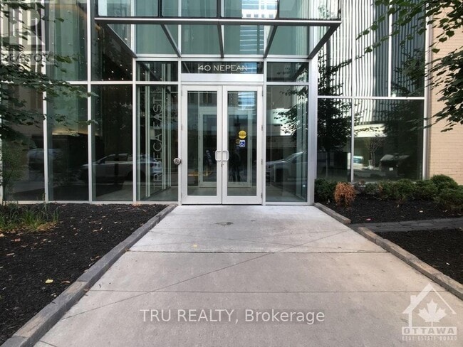Photo du bâtiment - 40 Nepean St