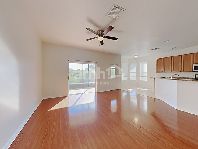 Building Photo - 5126 Clover Mist Dr