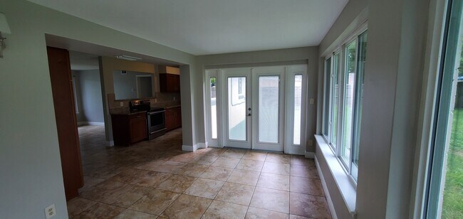 Foto del edificio - 712 Saint Lucie Ln