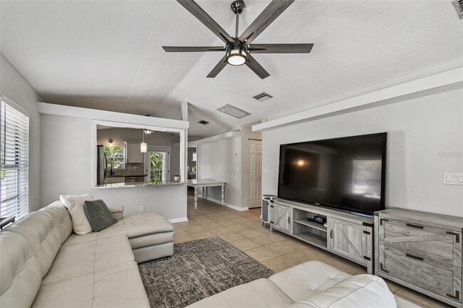 Building Photo - 1763 Montana Ave NE