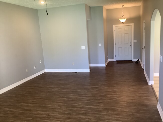 Entry Living Room - 3623 W Oak Run St