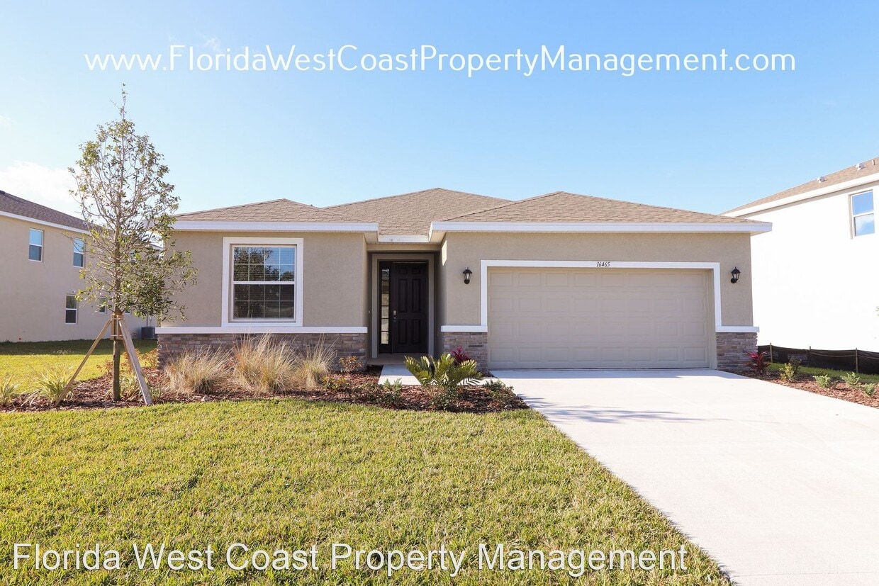 Primary Photo - 3 br, 2.5 bath House - 16465 Woodside Gln
