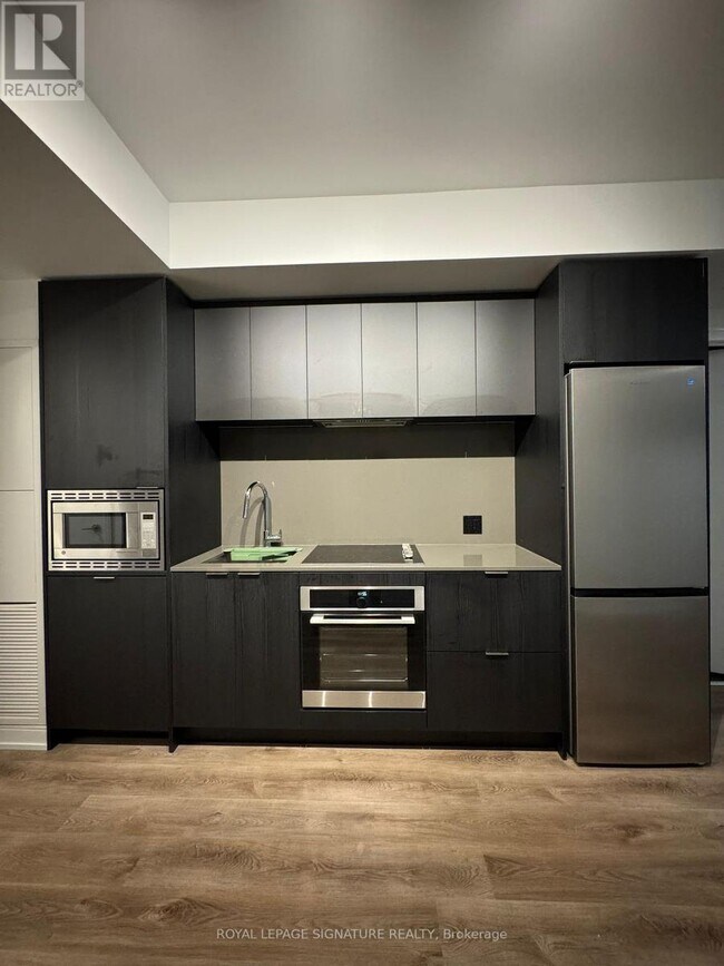 Photo du bâtiment - 3009 Novar Rd