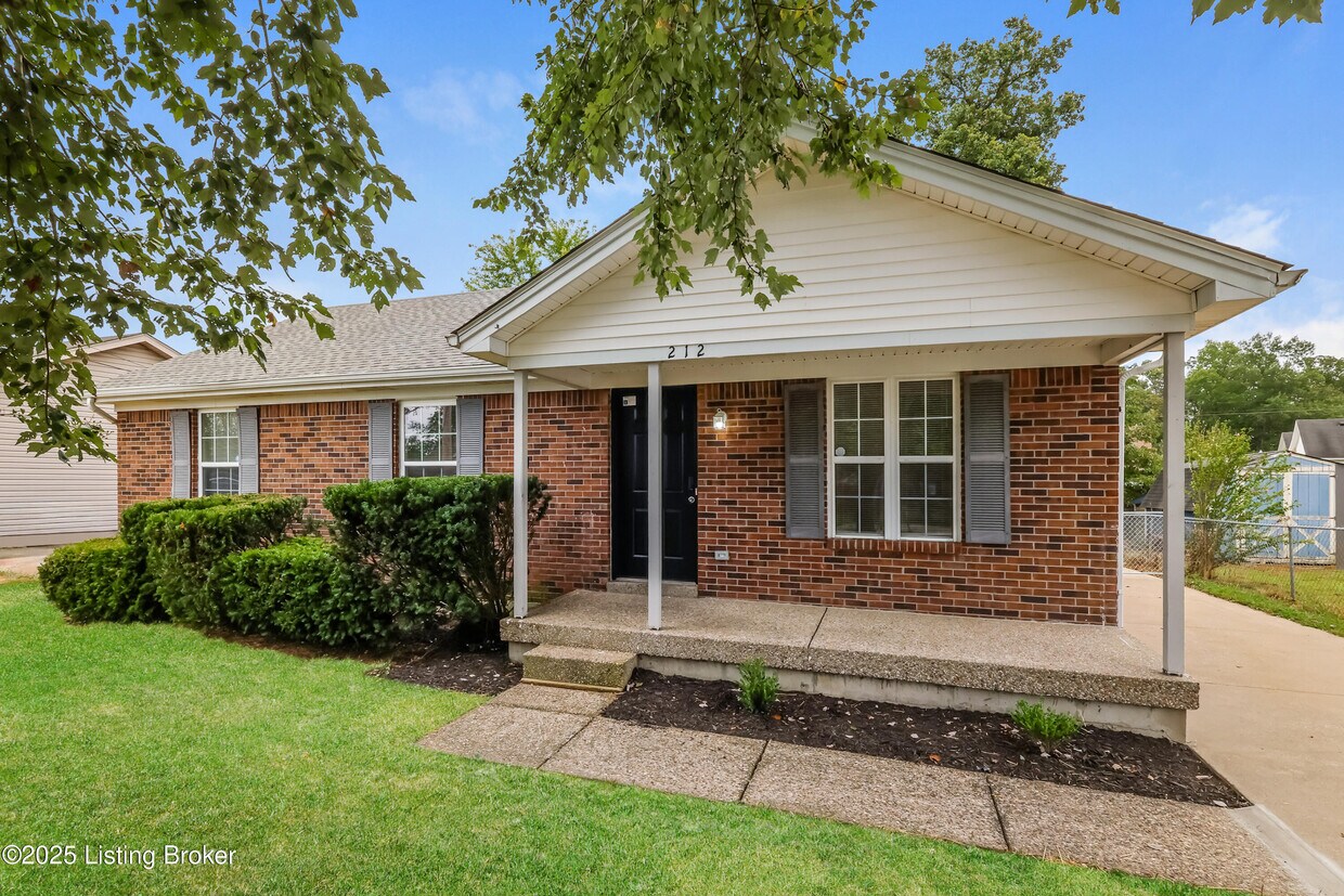 Foto principal - 212 Tecumseh Dr