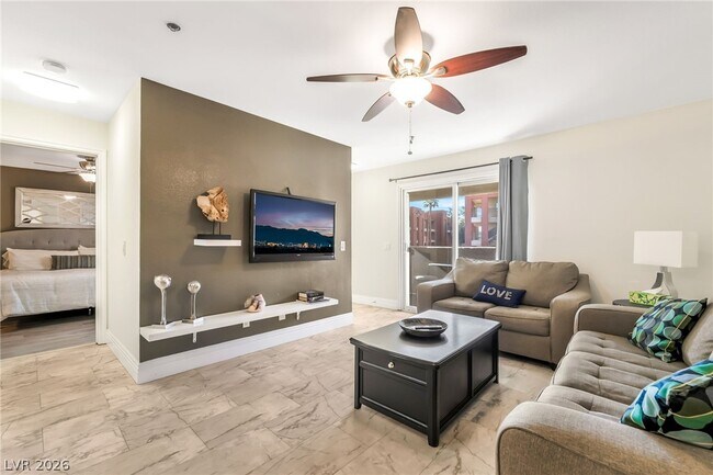 Foto del edificio - 4200 S Valley View Blvd