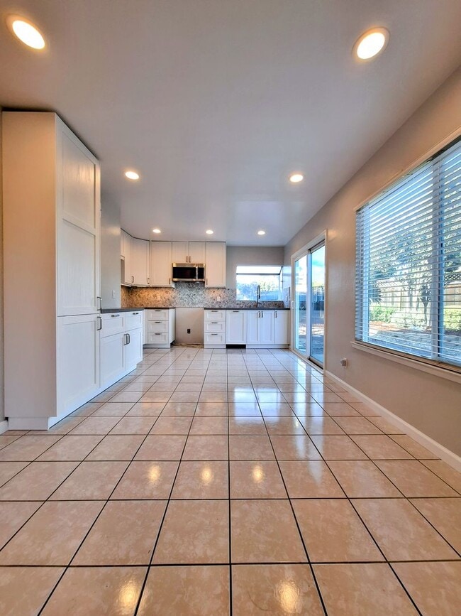 Photo - Beautiful 2bd Single Story House With Gate...