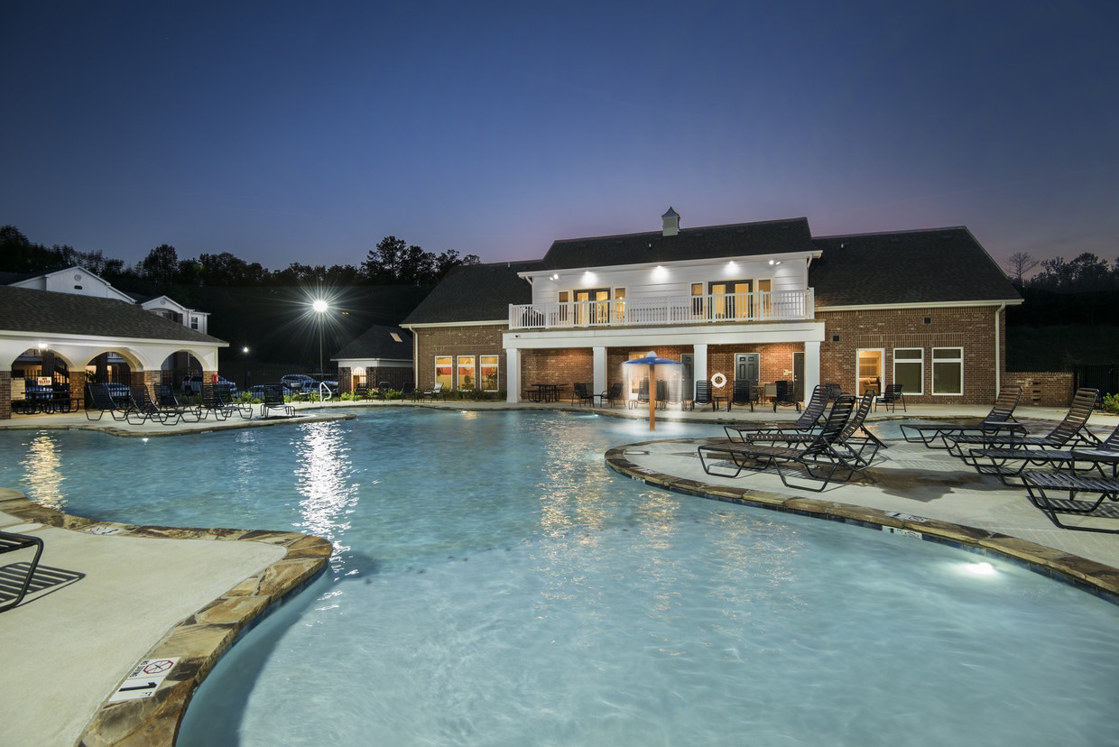 The Fairways at Auburn I/II Apartments in Auburn, AL