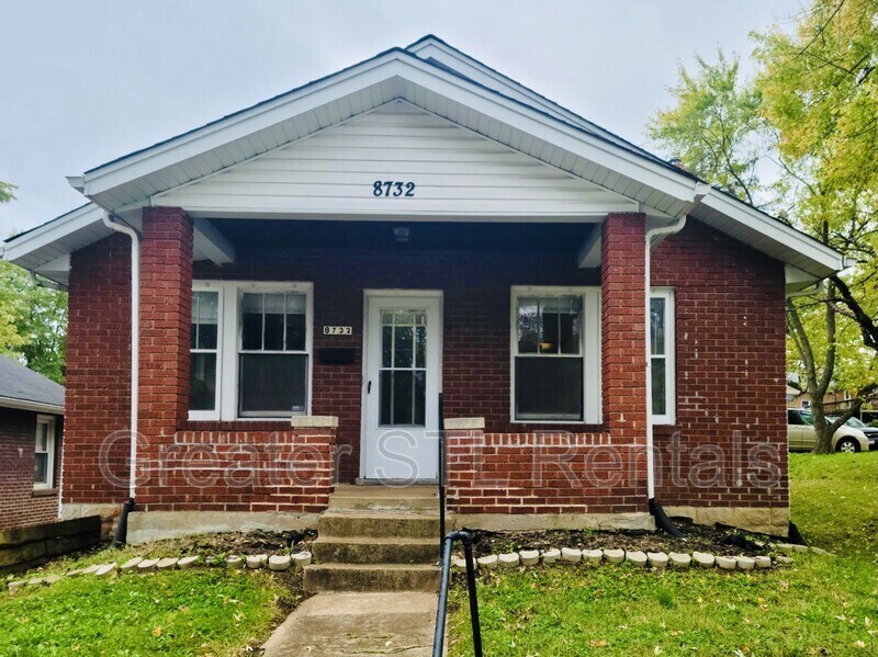 8732 Ezra Dr, Saint John, MO 63114 House for Rent in Saint John, MO