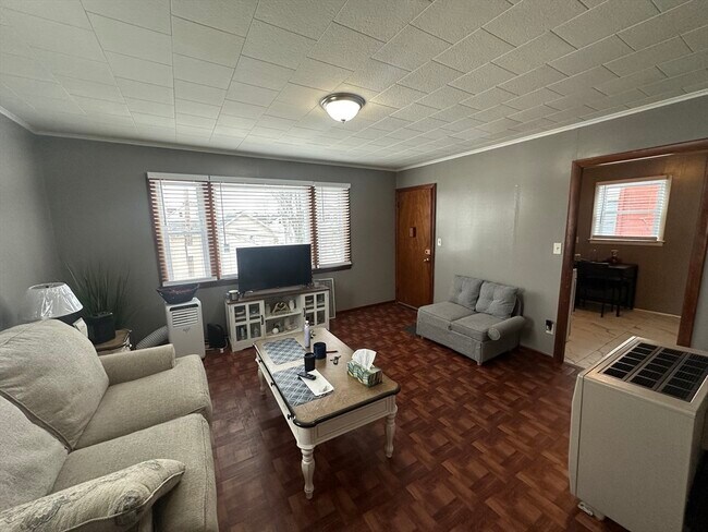 Building Photo - 207 Morgan St