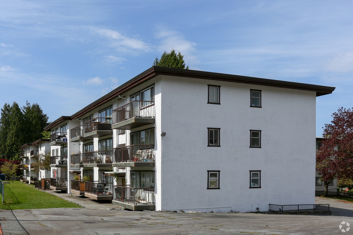 Photo du bâtiment - Inlet View Apartments
