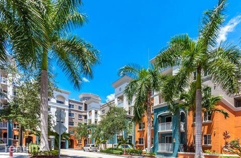 Foto del edificio - 2 br, 2 bath  - 6650 SW 57th Ave Apt 304 304