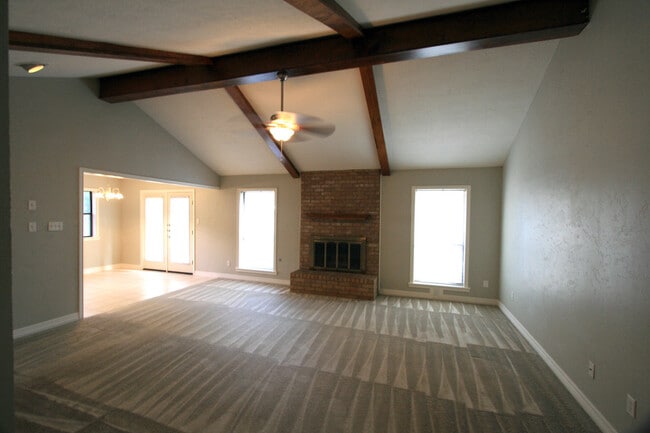 Foto del edificio - Great 3/2 CS Home in Raintree
