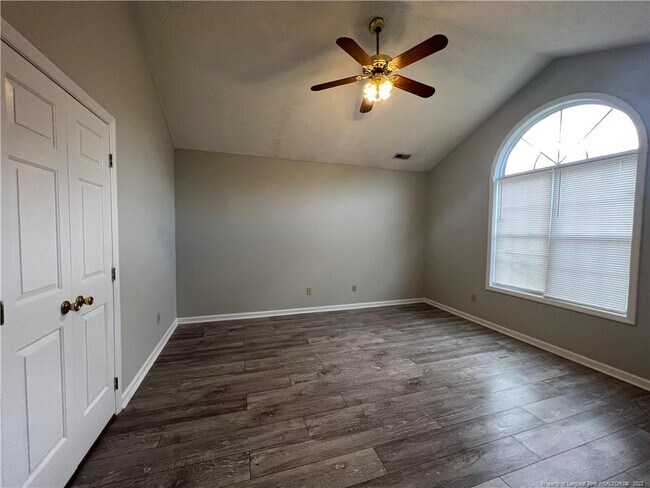 Building Photo - 117 Independence Dr
