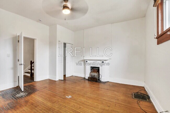 Foto del edificio - 1371 Olive St