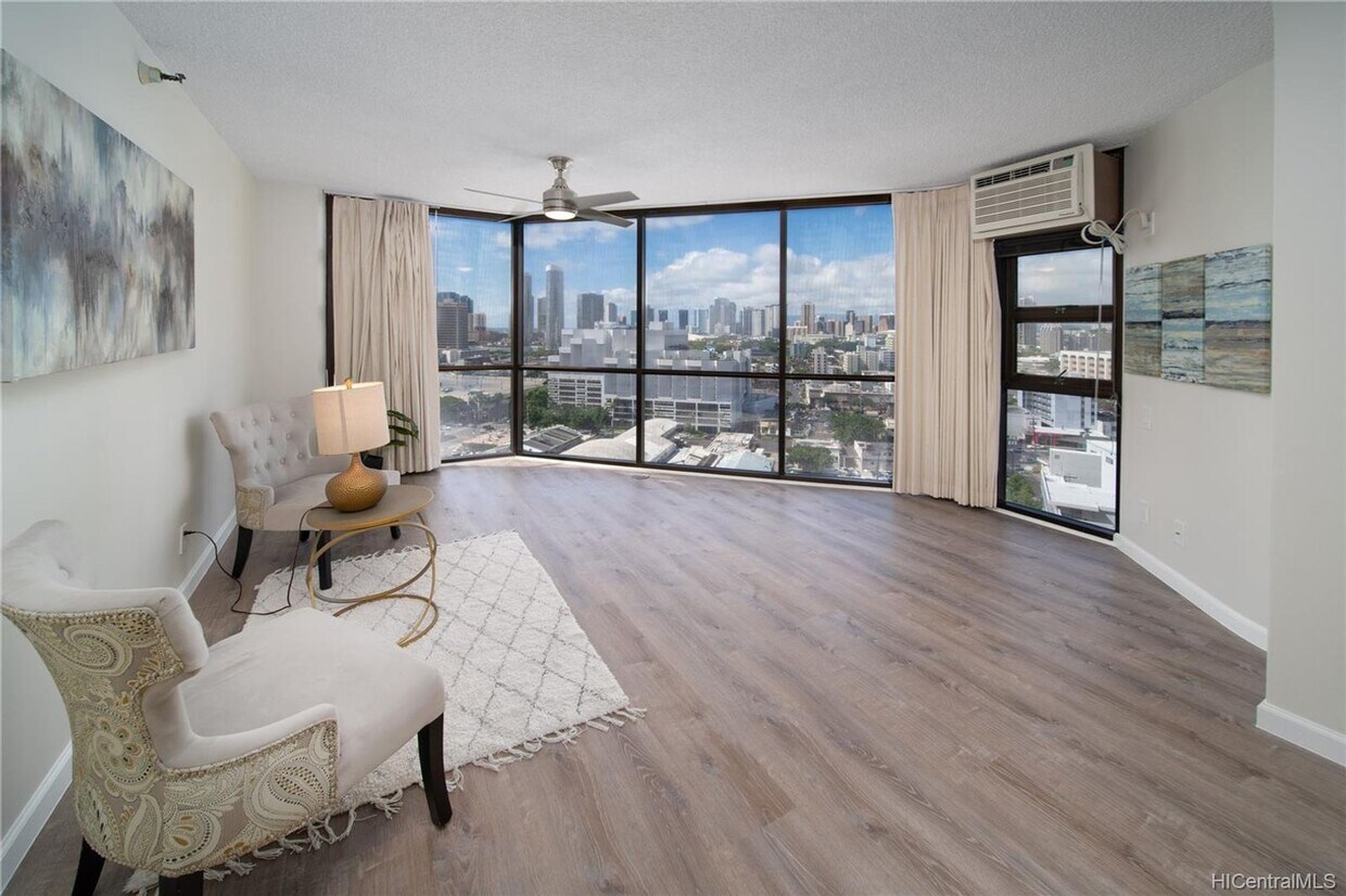 Primary Photo - Convenient 1 Bedroom Close to Everything