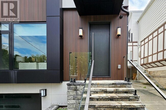 Photo du bâtiment - 127 Banff Rd